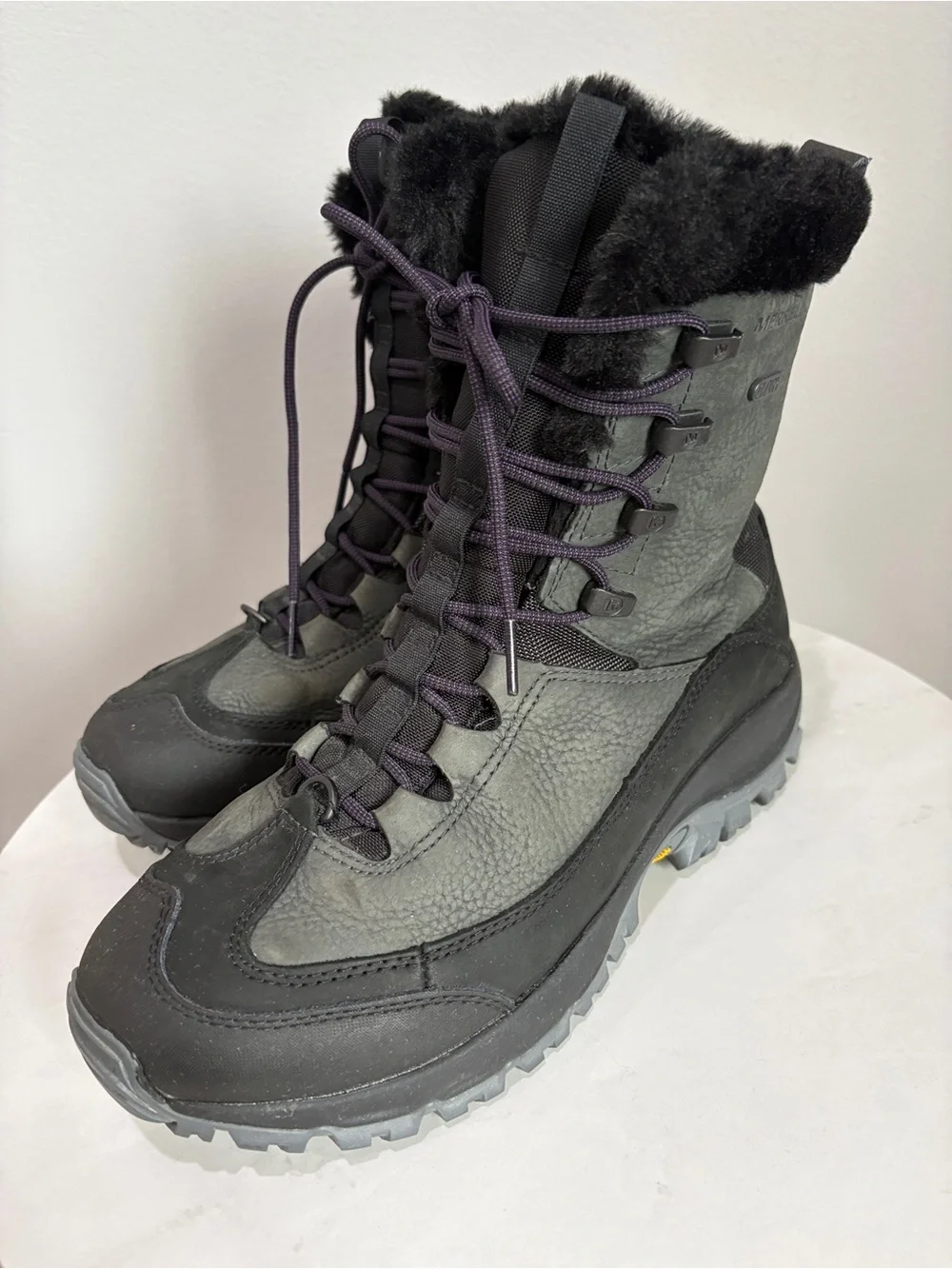 Merrell Thermo Rhea Mid Waterproof Size 8.5 Winter Boots Vibram Heavy duty